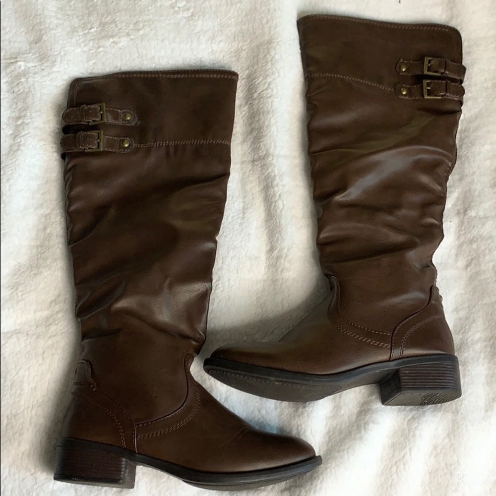 ⭐️Apt 9. Knee High Boots⭐️